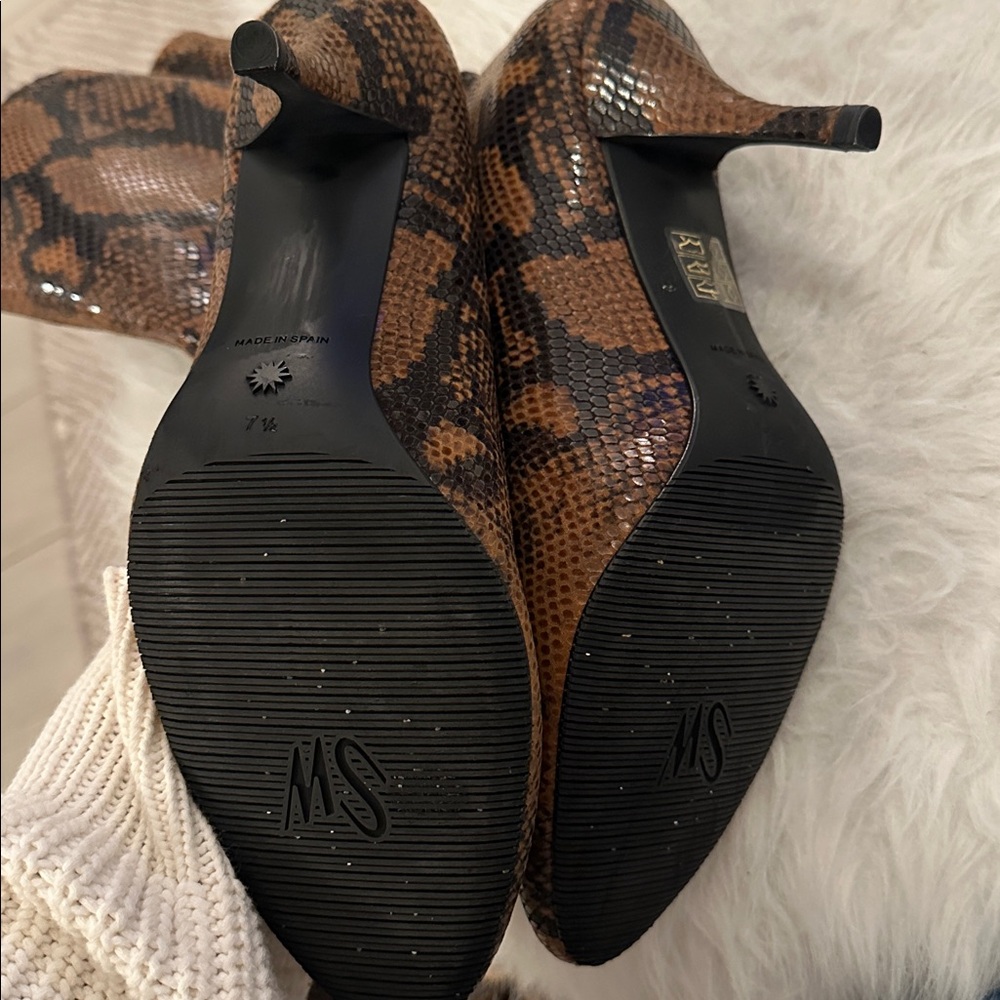 Stuart Weitzman Snakeskin Patterned Brown Women's… - image 4